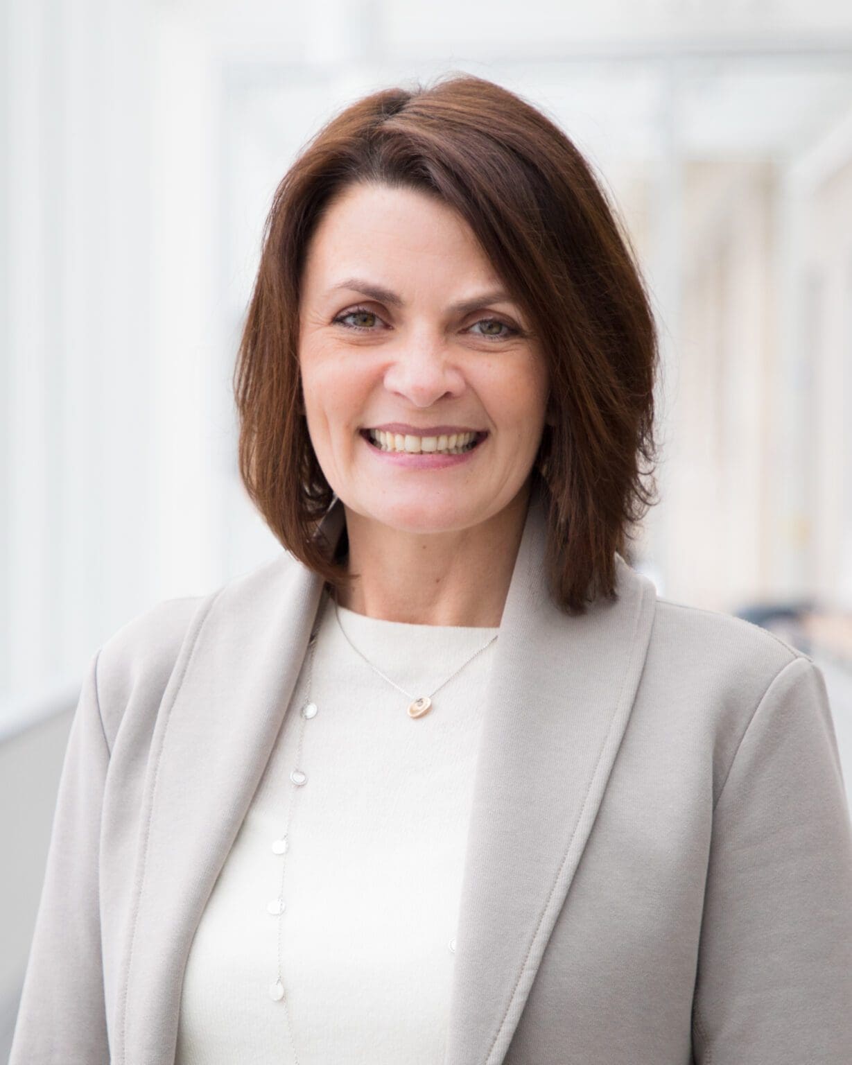 Loreal Maguire - Loréal Maguire