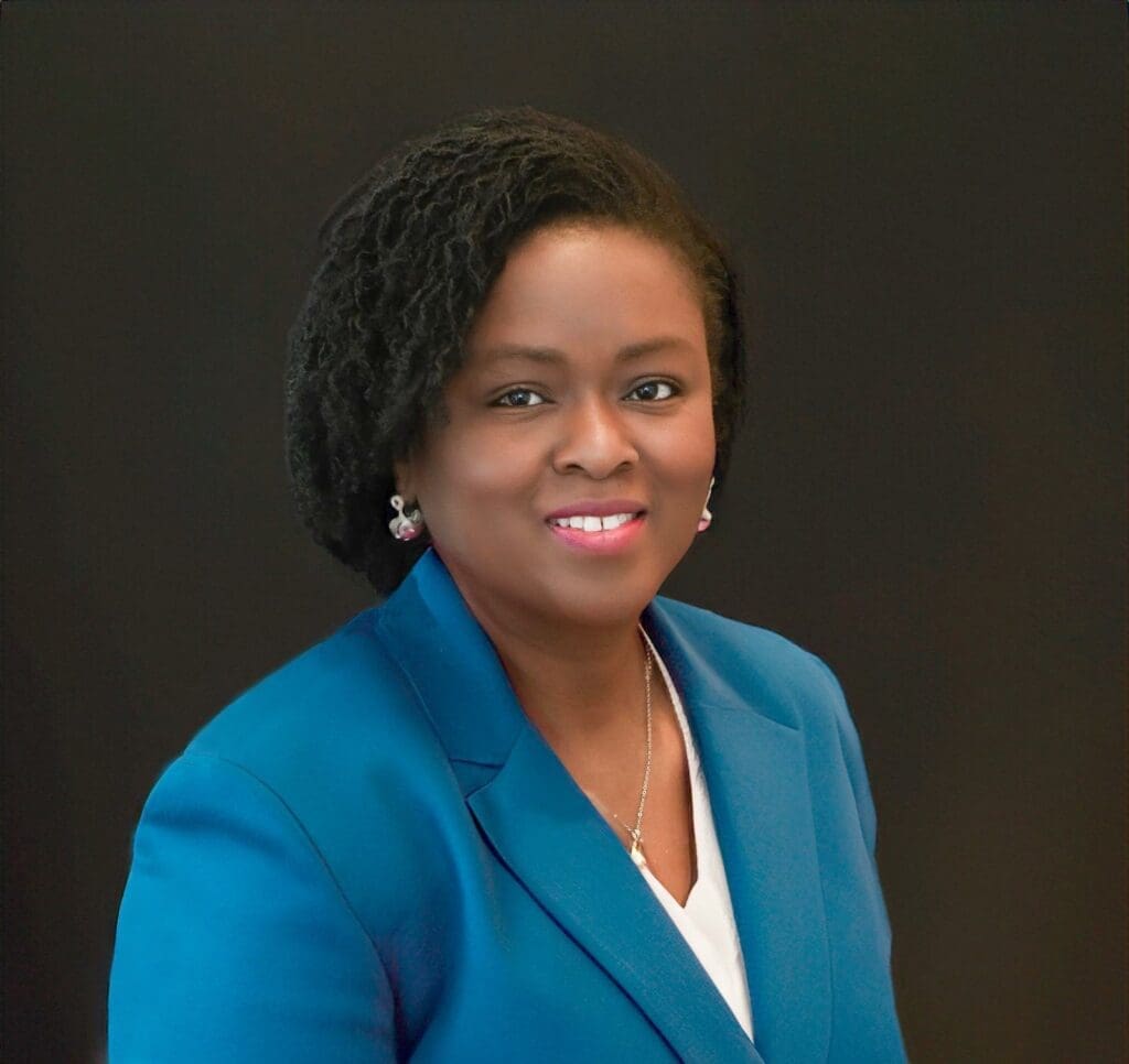 Dr. Victoria Bouhairie